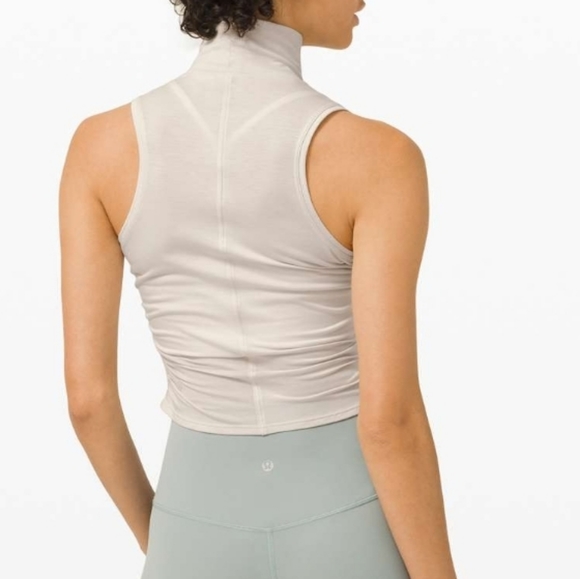 Lululemon seek the horizon tank large - Picture 2 of 3
